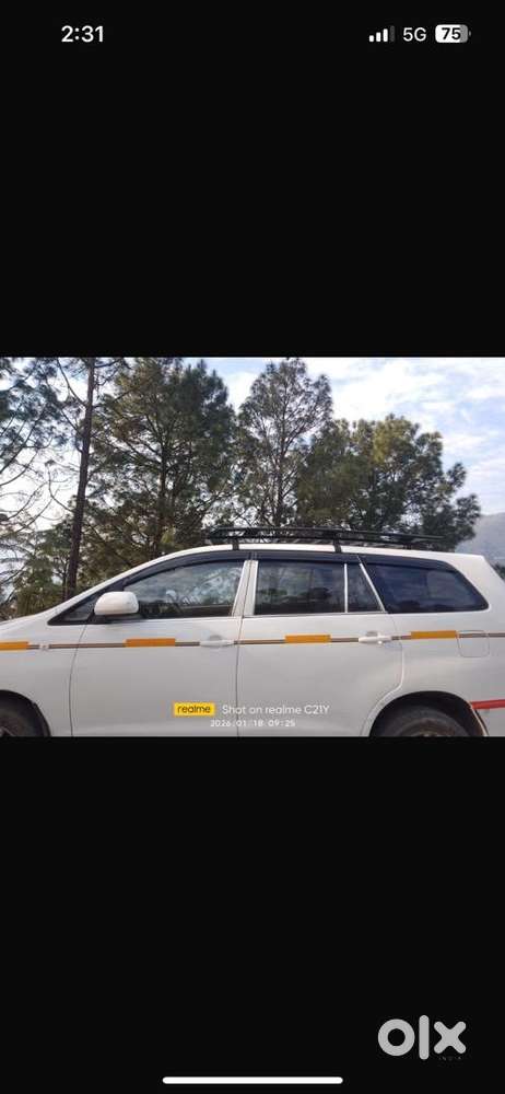 Toyota Innova 2012 Diesel 430000 Km Driven