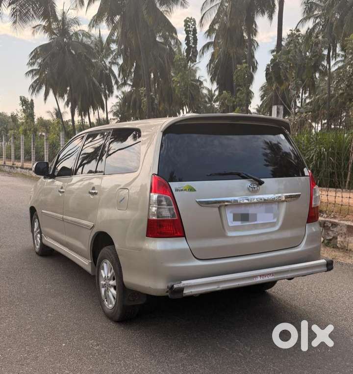 Toyota Innova 2.5 V 7 Str, 2013, Diesel