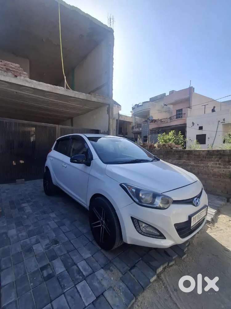 Hyundai New I20 2013 Diesel 124365 Km Driven