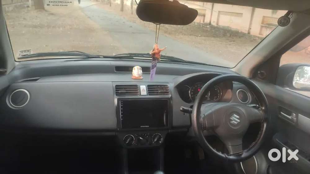 Maruti Suzuki Swift 2010 Petrol 75254 Km Driven