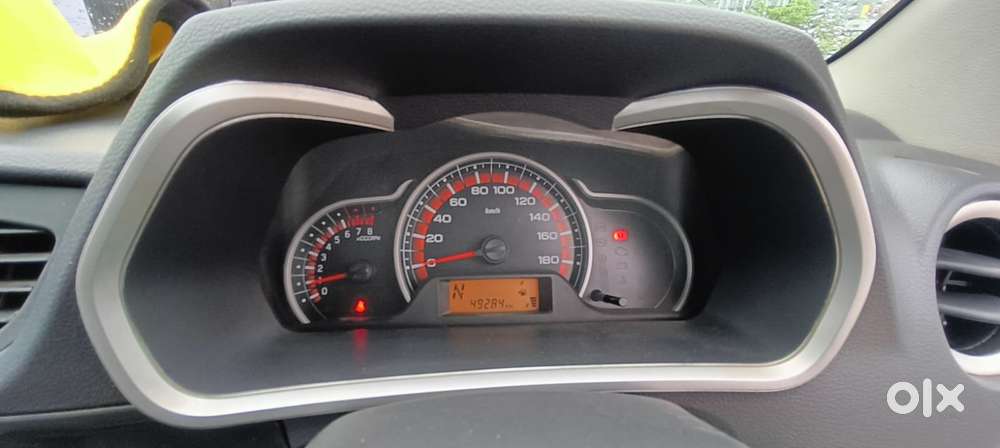 Maruti Suzuki Alto K10 1.0 Vxi, 2016, Petrol