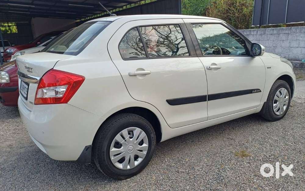 Maruti Suzuki Swift Dzire 1.2 Vxi Bsiv, 2013, Petrol