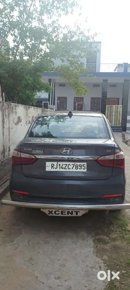 Hyundai Xcent 2018 Petrol 93000 Km Driven