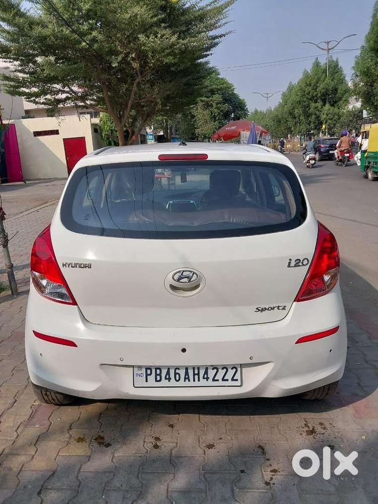 Hyundai I20 2013 Diesel 80000 Km Driven