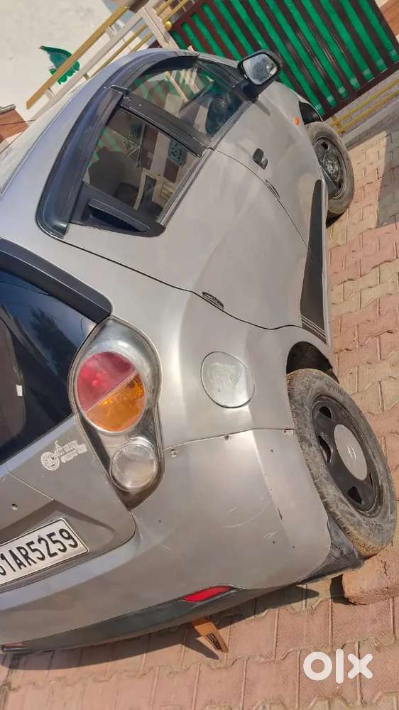 Chevrolet Beat 2012 Petrol Well Maintained