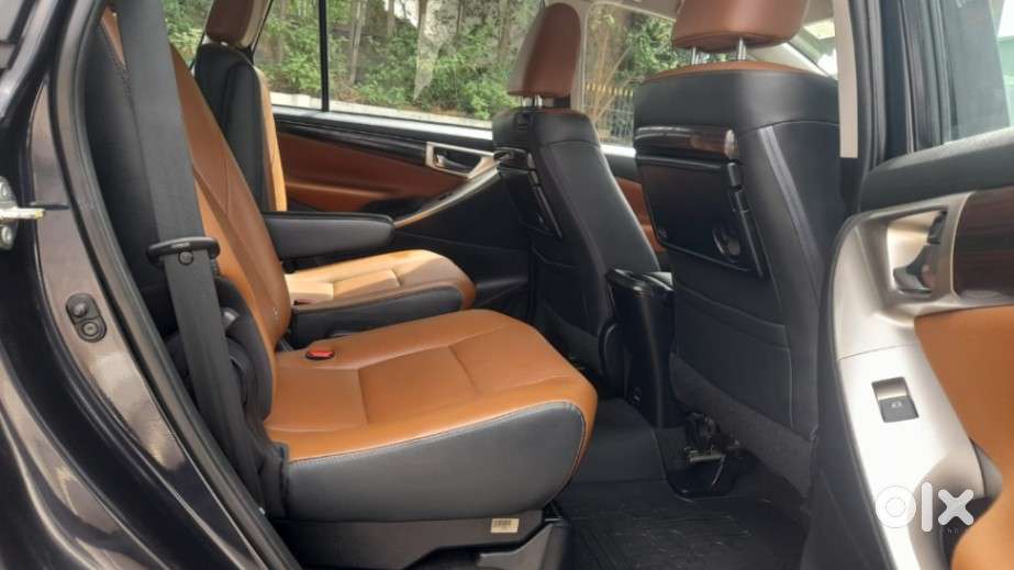 Toyota Innova Crysta Zx 2.4 Diesel 7 Seater, 2021, Diesel
