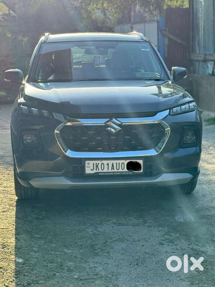 Maruti Suzuki Grand Vitara 2023 Petrol Well Maintained