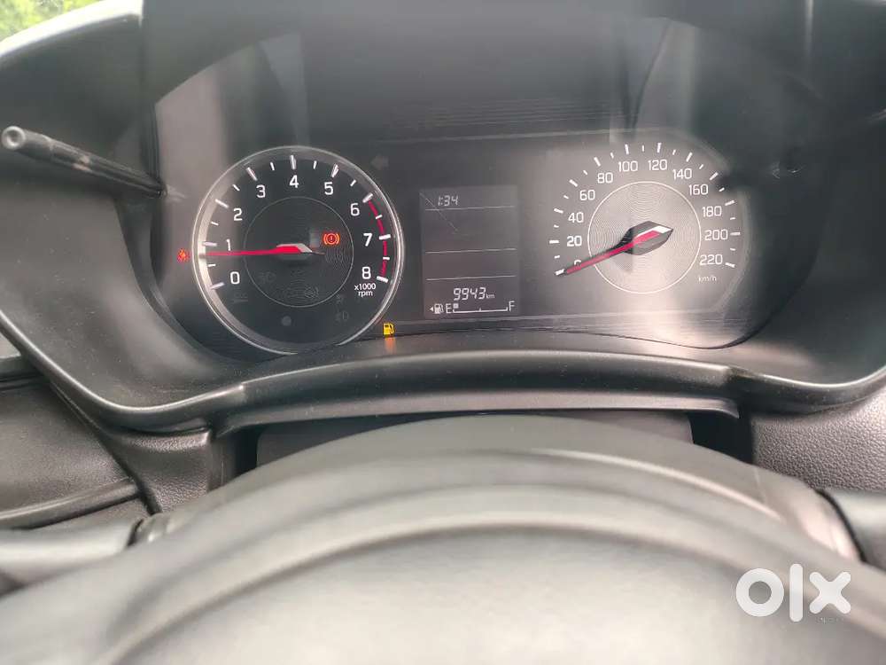 Maruti Suzuki Swift Lxi 2025