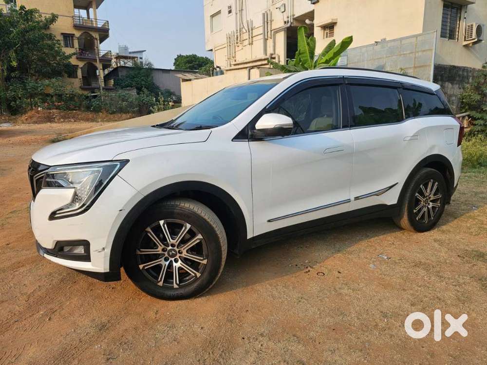 Mahindra Xuv700 2.2 Ax 7 Diesel Mt Luxury Pack Str, 2022, Diesel