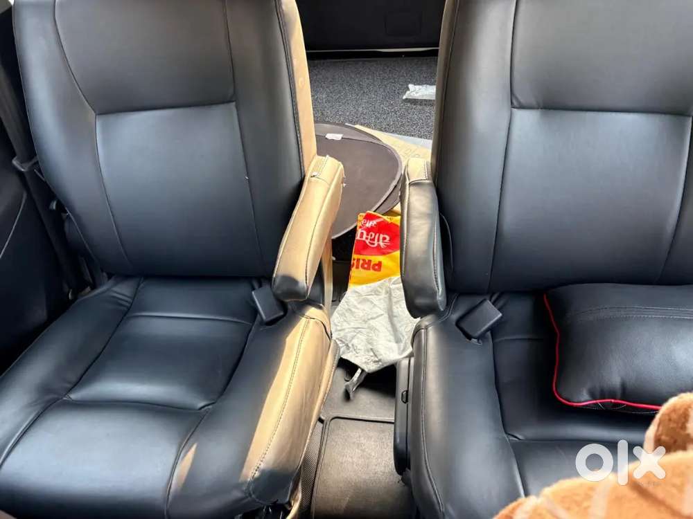 Toyota Innova Crysta 2022 Petrol Well Maintained