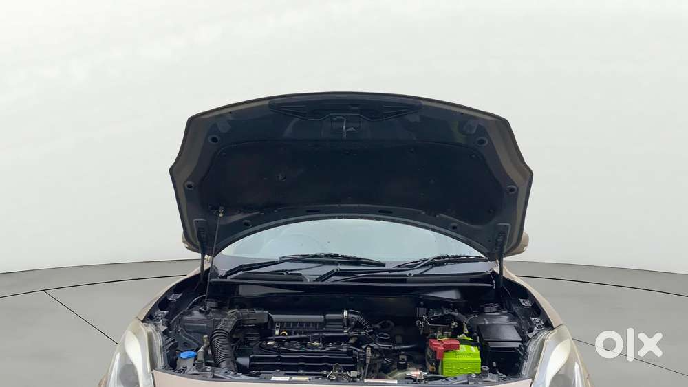 Maruti Suzuki Swift Dzire Zxi + Amt, 2018, Petrol