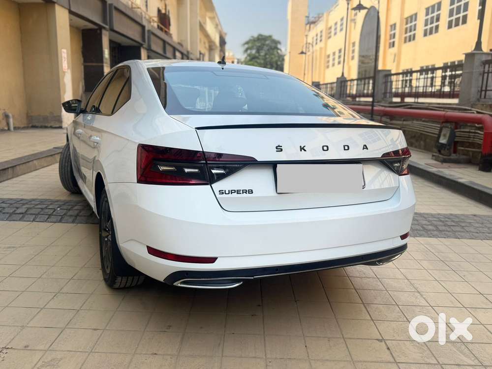 Skoda Superb Sportline 1.8 Tsi At, 2021, Petrol