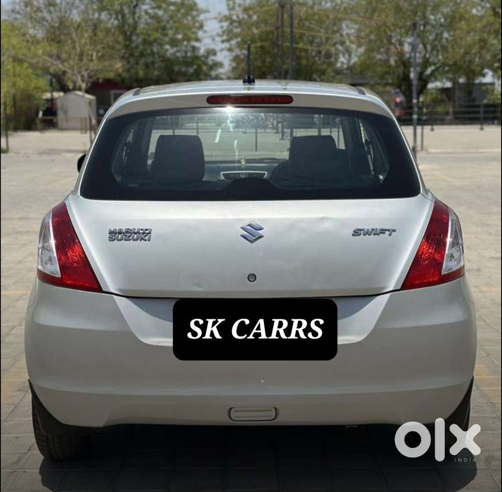 Maruti Suzuki Swift Lxi Option, 2017, Cng & Hybrids