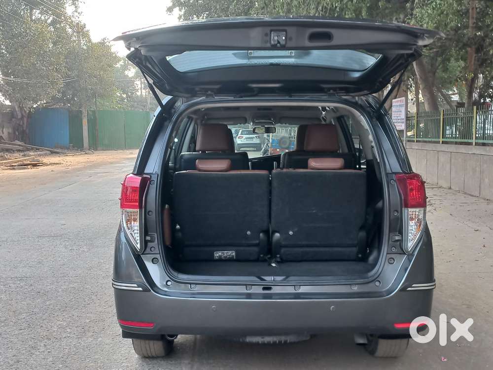 Toyota Innova Crysta 2.8z Automatic, 2019, Diesel
