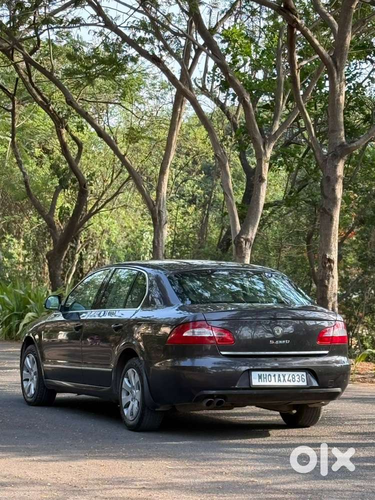 Skoda Superb Elegance 2011