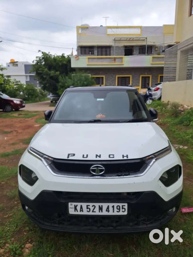 Complete Showroom History With Good Condition Non Accidental Vechile