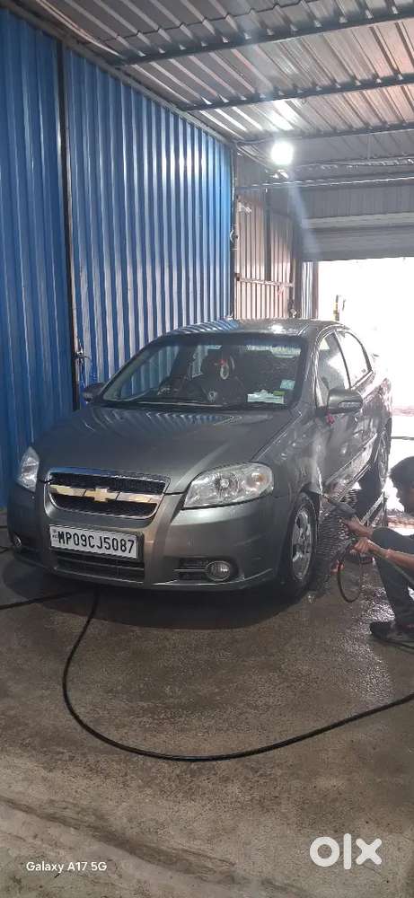 Chevrolet Aveo 2011 Petrol 65000 Km Driven