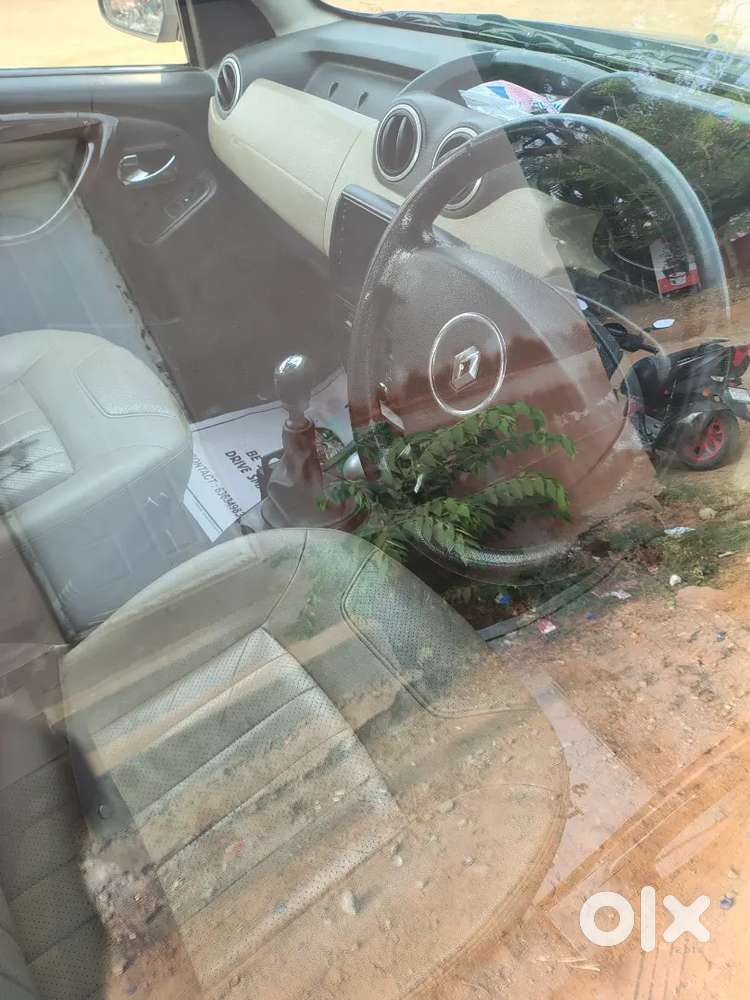 Renault Duster 2013 Diesel, Rxz, Topend Model Good Condition