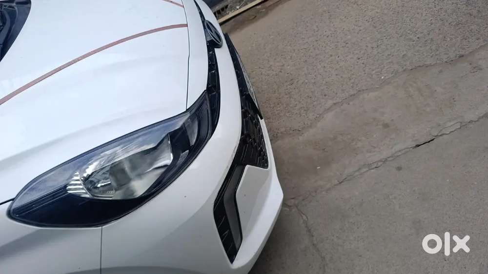 Hyundai Aura 2025 Cng & Hybrids 22000 Km Driven