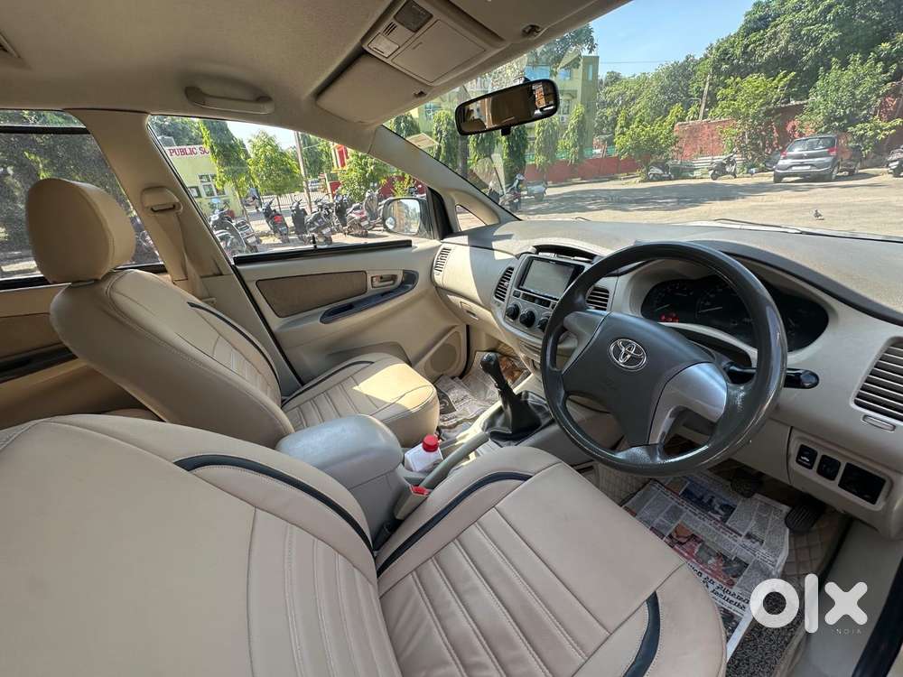 Toyota Innova 2.5 Vx 7 Seater Bs Iv, 2013, Diesel