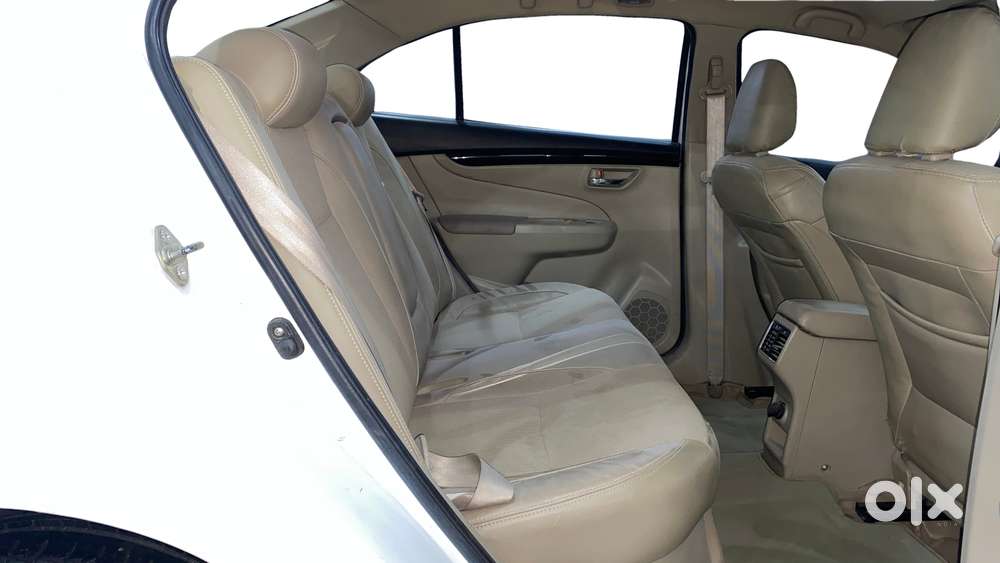 Maruti Suzuki Ciaz 2014-2017 At Zxi, 2015, Petrol