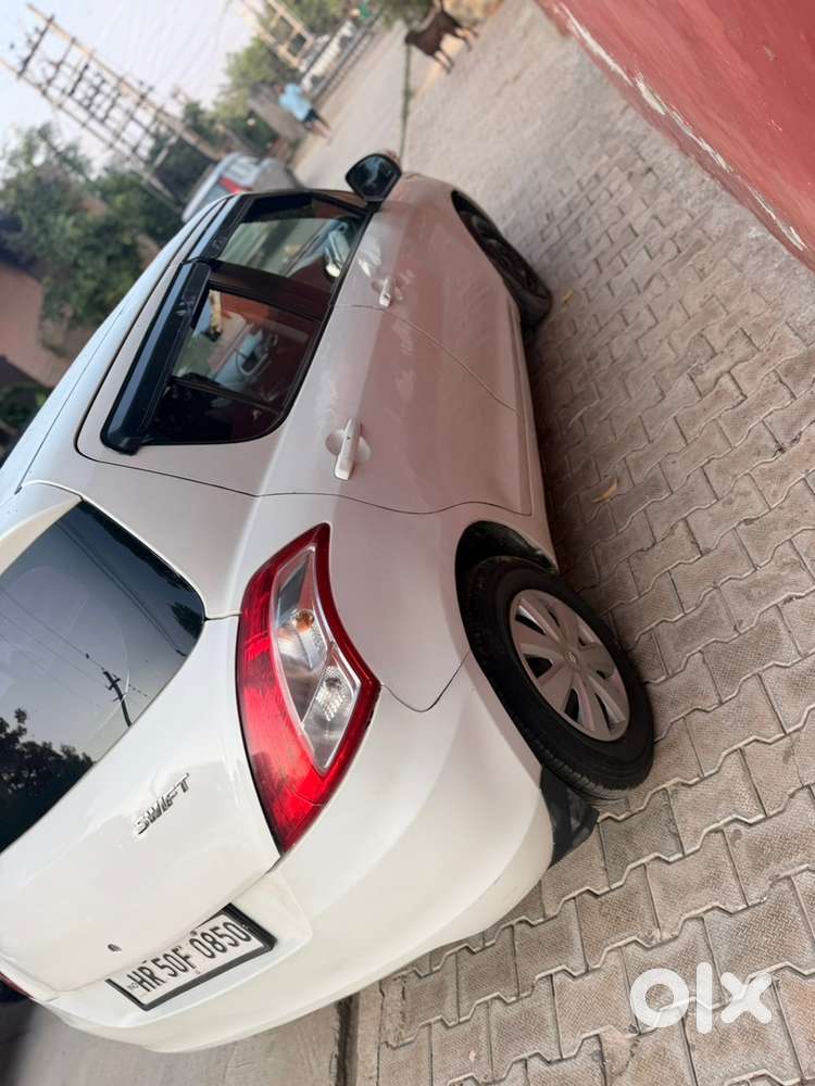 Maruti Suzuki Swift 2017 Vxi Petrol