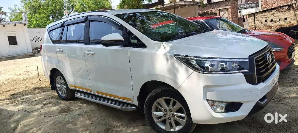 Toyota Innova Crysta 2024 Diesel 32000 Km Driven Orignal Metter