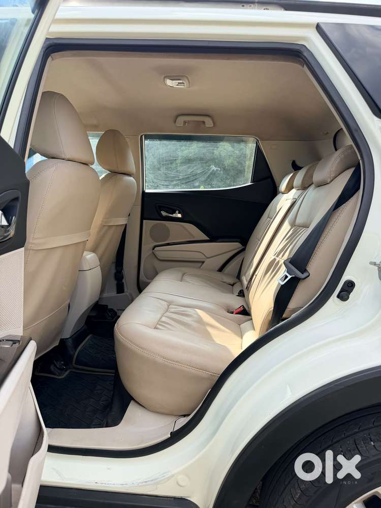 Mahindra Xuv300 W8 Diesel, 2021, Diesel