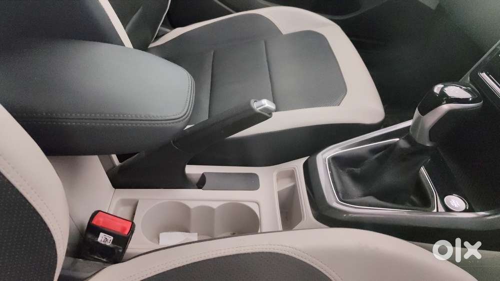 Volkswagen Taigun 1.0 Tsi Topline At, 2021, Petrol