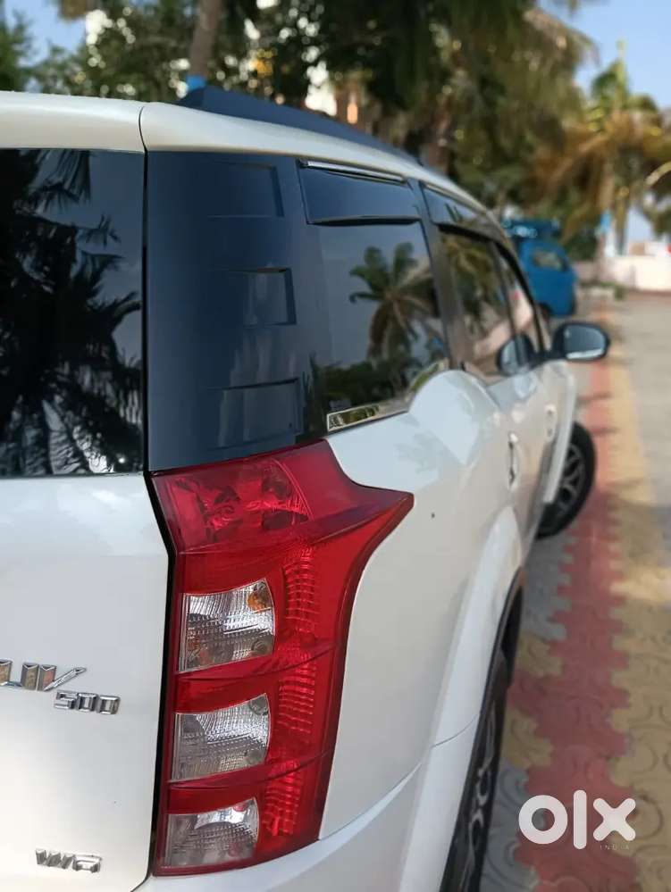 Mahindra Xuv500 2017