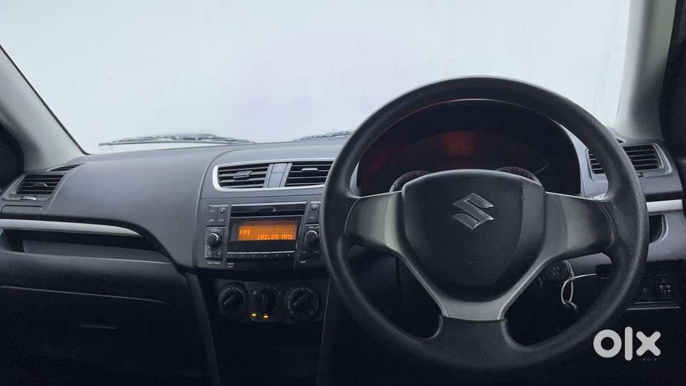 Maruti Suzuki Swift Vvt Vxi, 2015, Petrol