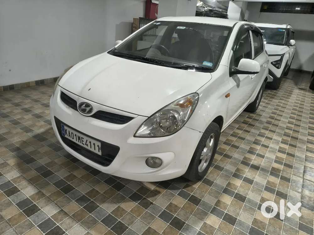 Hyundai I20 2009 Petrol Well Maintained
