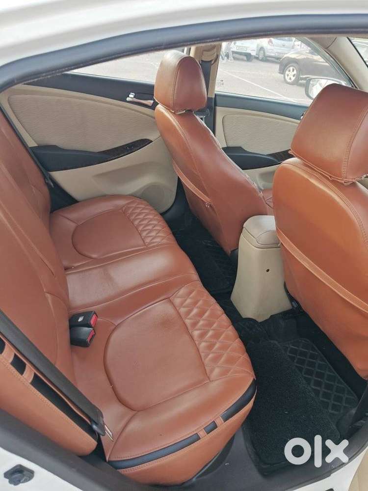 Hyundai Verna Fluidic 1.6 Vtvt Sx, 2014, Petrol