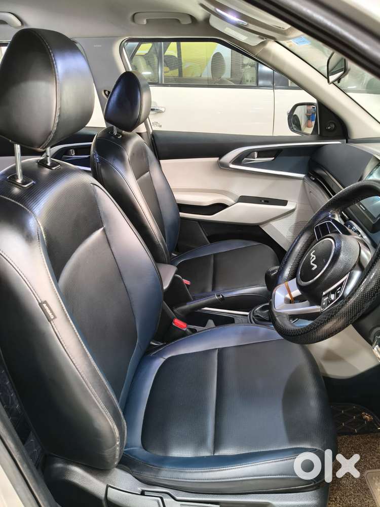 Kia Carens G 1.5 6mt Premium (o) 7-seater, 2023, Petrol