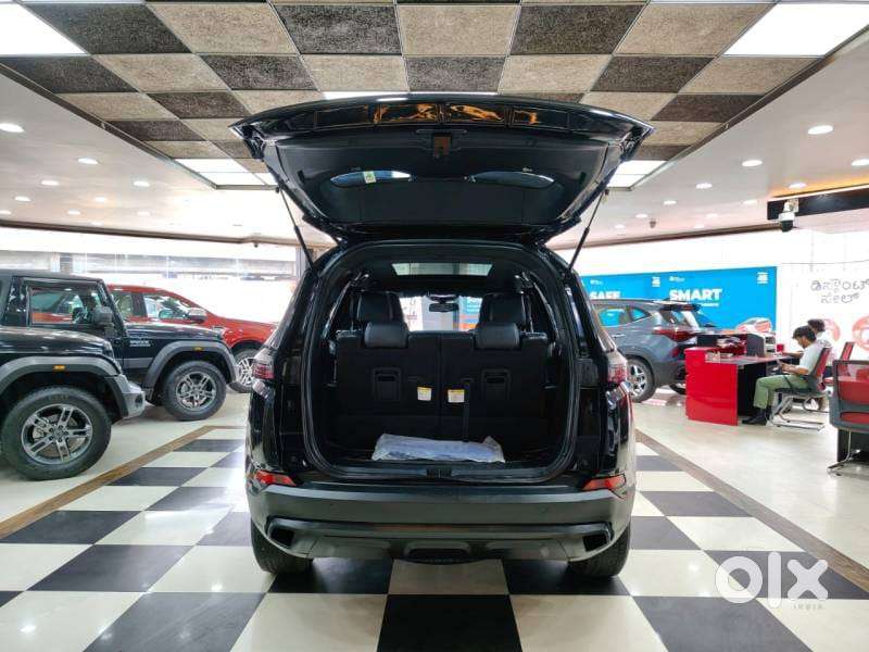Tata Safari 2.0 Kryotec Xza Plus (o) 6s Red Dark Edition, 2023, Dies..