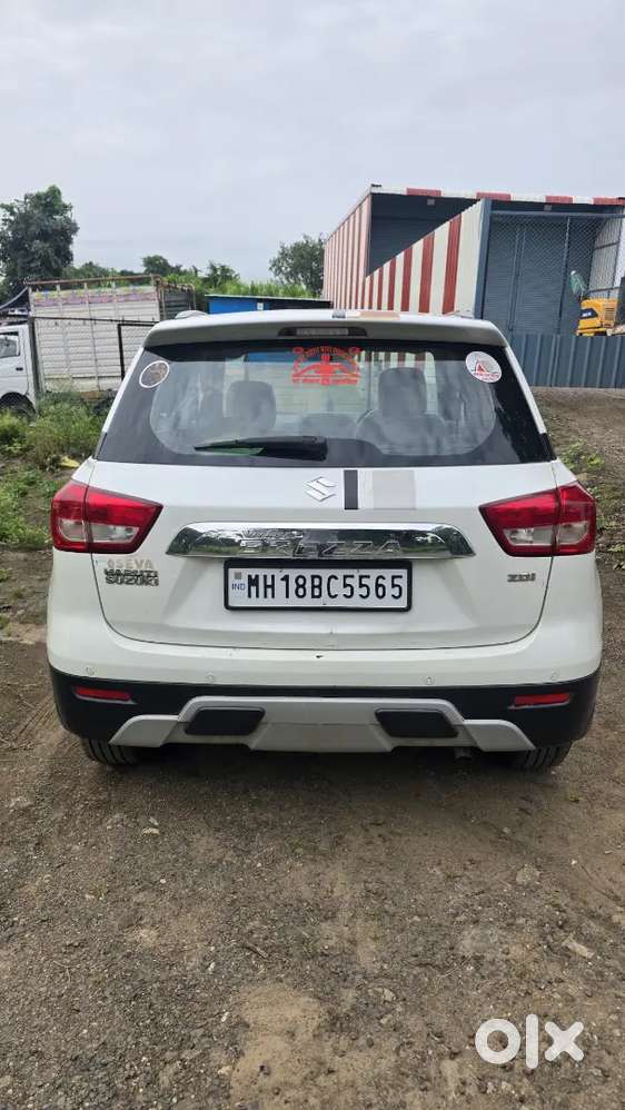 2017 Maruti Suzuki Brezza Zdi I10 2016 Fiesta 2011