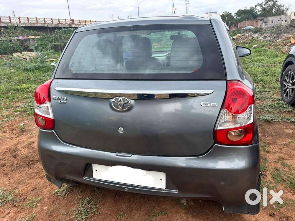 Toyota Etios Liva 2016 Diesel Well Maintained