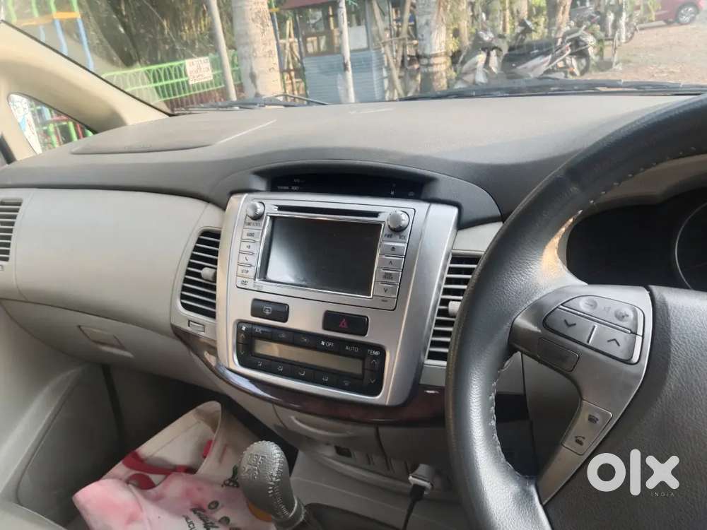 Toyota Innova 2013 Diesel 126000 Km Driven