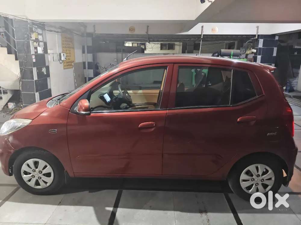 Hyundai I10 Sportz 2012 Petrol
