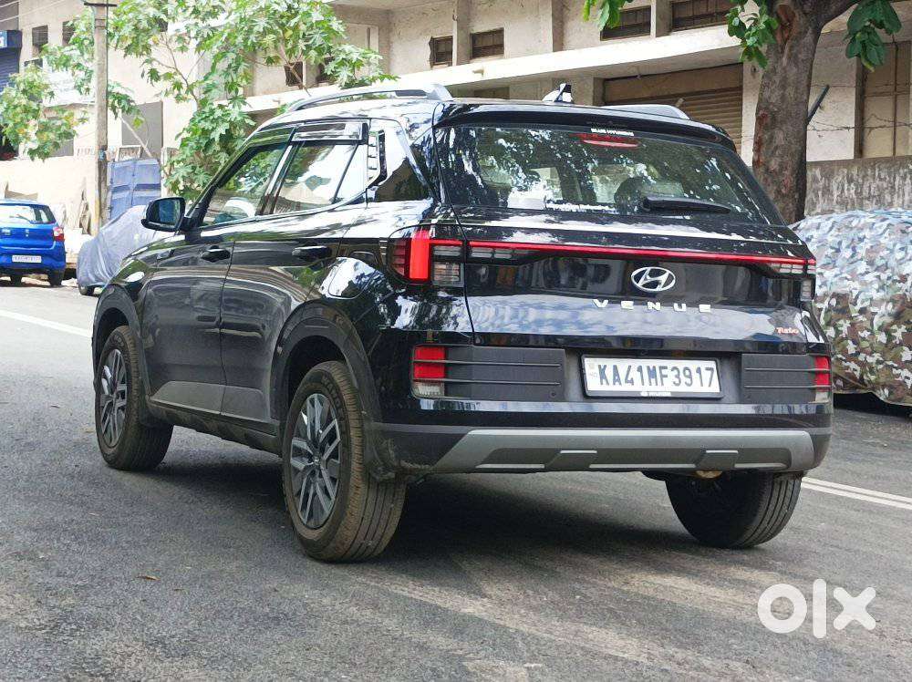 Hyundai Venue 1.0 S (o) Turbo Dct, 2024, Petrol