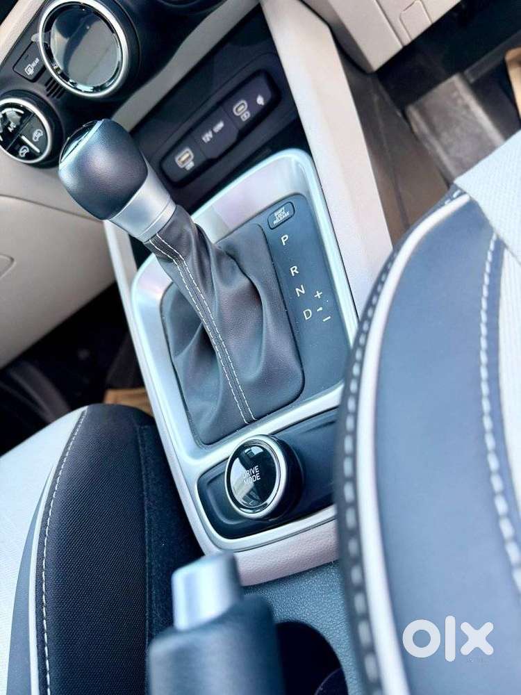 Hyundai Venue Sx Plus Turbo Dct, 2025, Petrol