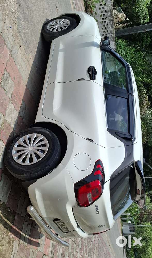 Maruti Suzuki Swift Vxi + Manual, 2020, Petrol