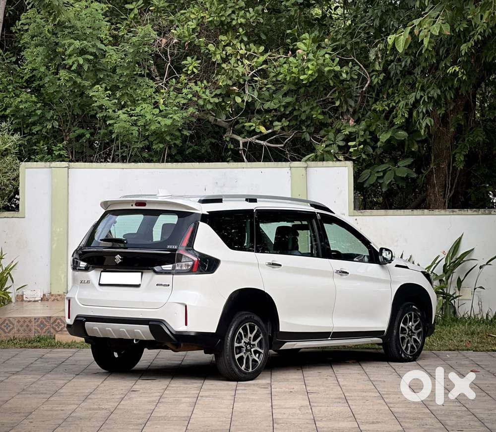 Maruti Suzuki Xl6 Alpha At, 2022, Petrol