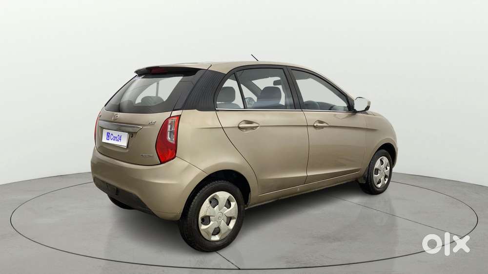 Tata Bolt Revotron Xm, 2015, Petrol