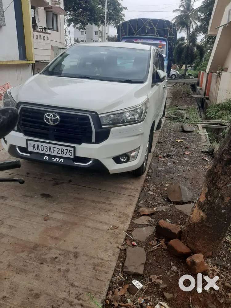 Toyota Innova Crysta 2018 Diesel Well Maintained