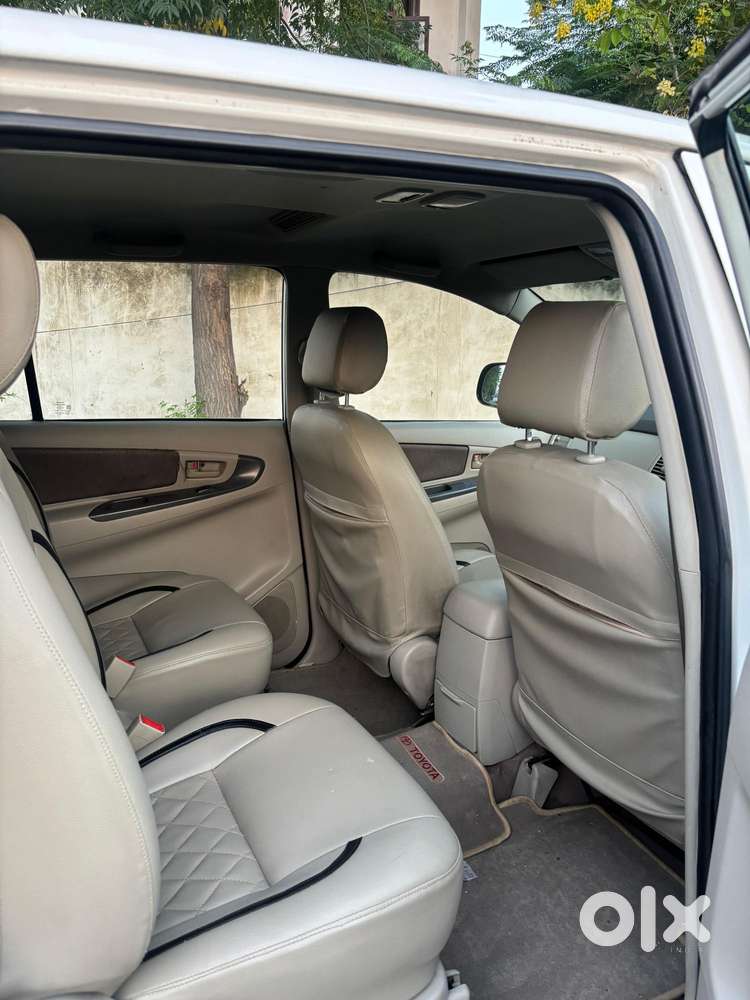 Toyota Innova 2.5 G (diesel) 7 Seater, 2013, Diesel