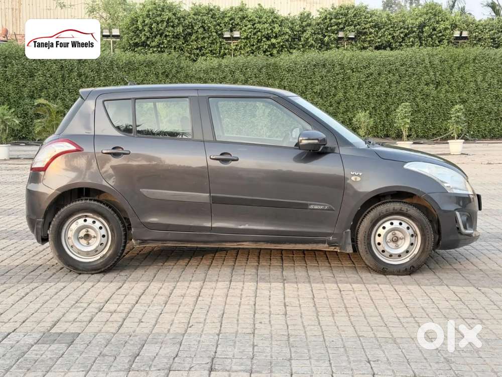 Maruti Suzuki Swift Lxi Optional-o, 2015, Petrol