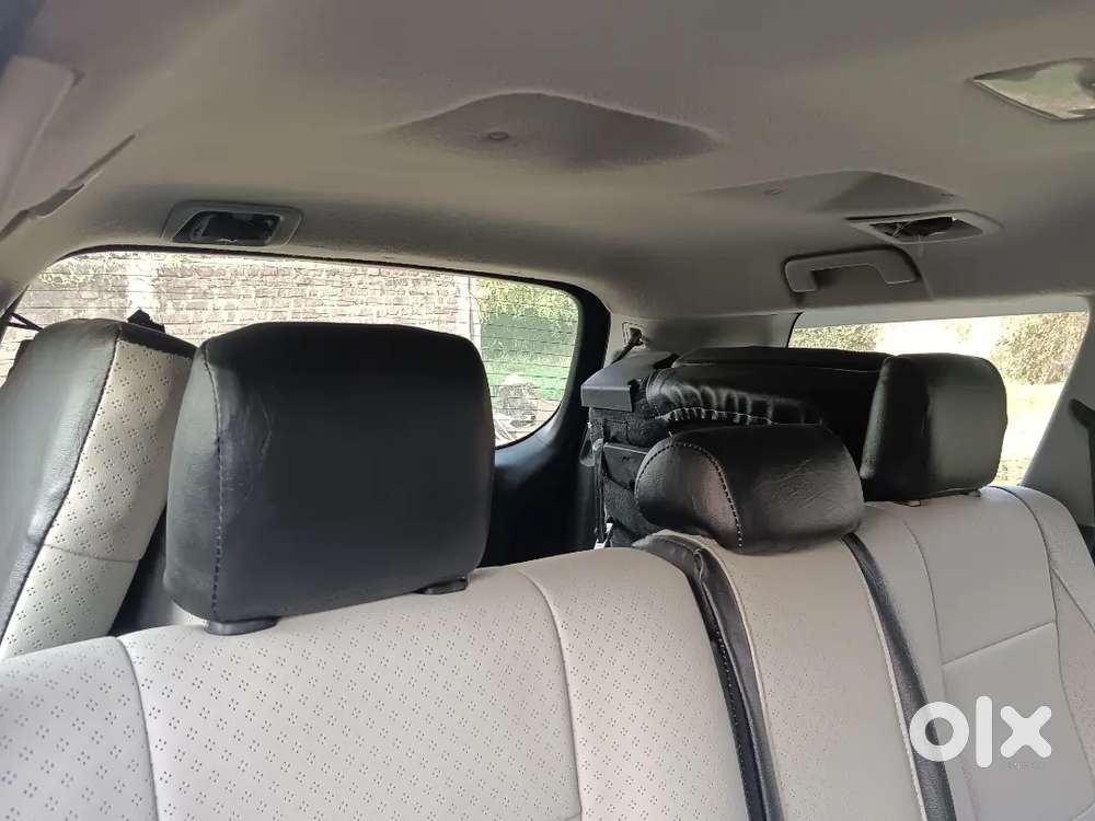 Toyota Innova Crysta 2017 Diesel 146000 Km Driven