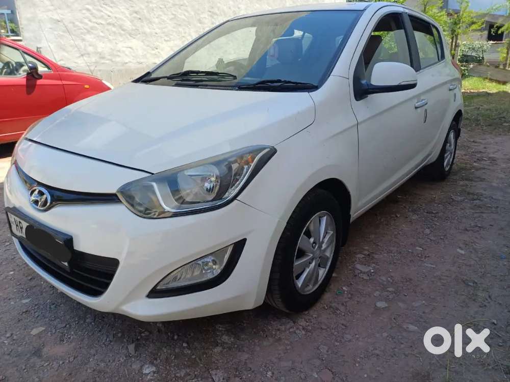 A1 Condition I20 Sports 1st Owner Petrol