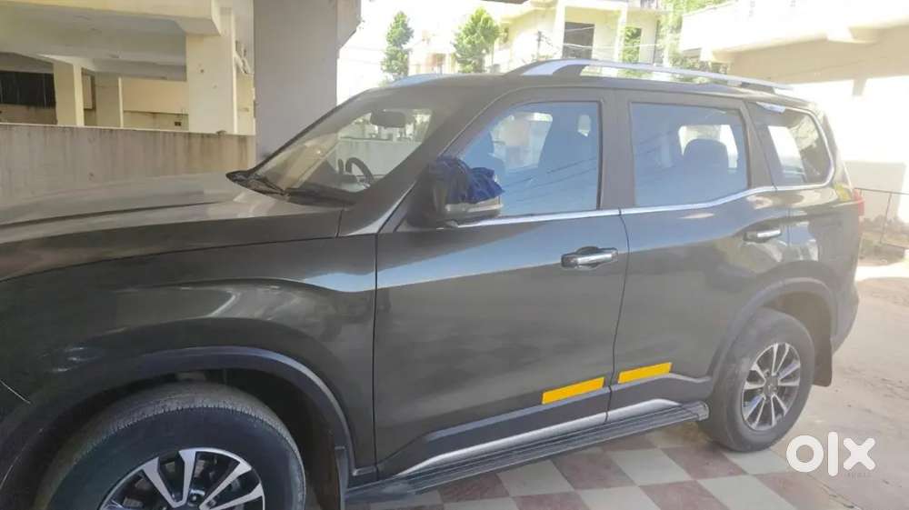 Mahinda Scorpio N Deep Forest Mint Condtion